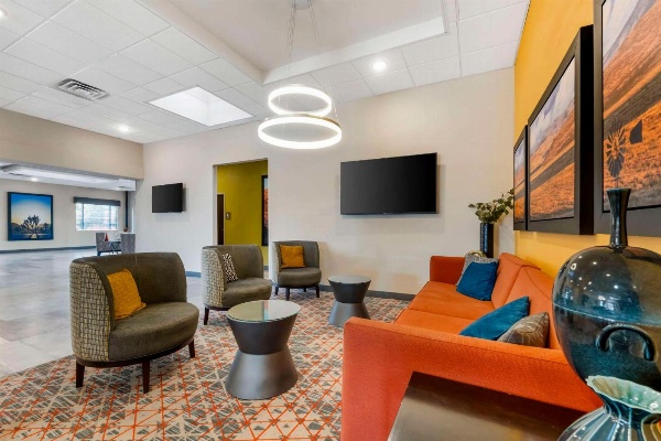 Comfort Inn image 6